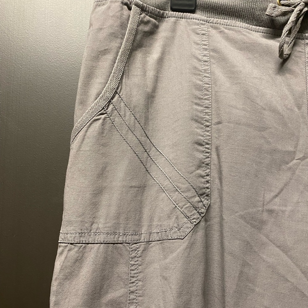 Grey cargo pants - Picture 2 of 6
